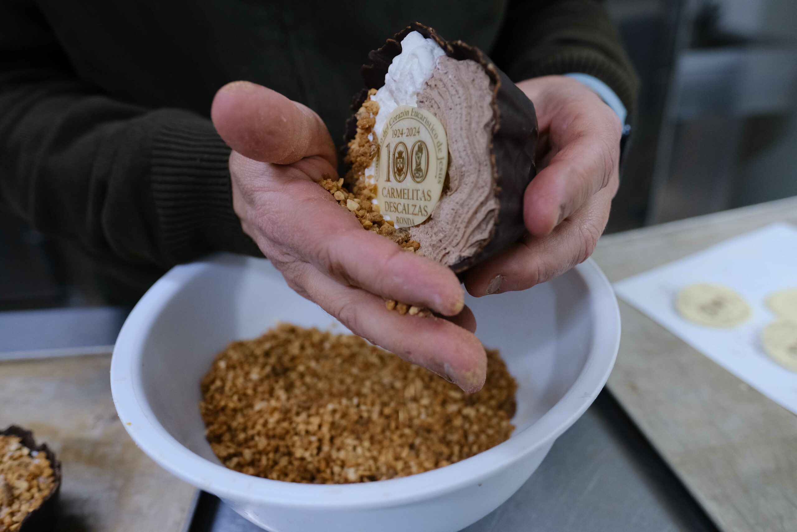 Tartalera elaborada en Daver con motivo del centenario de las Descalzas.