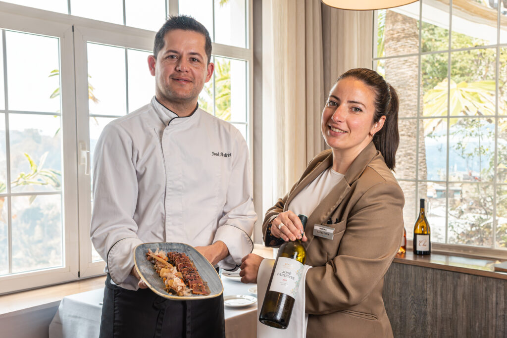 Los equipos de cocina y sala han preparado la oferta