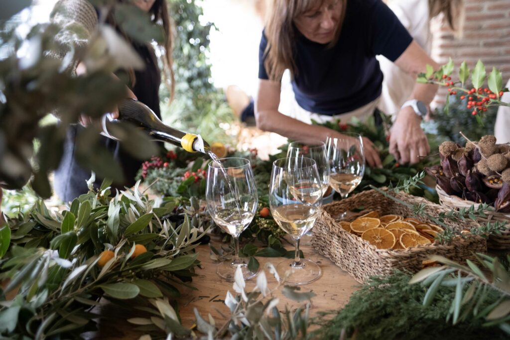 Durante el taller se degustan diferentes vinos.