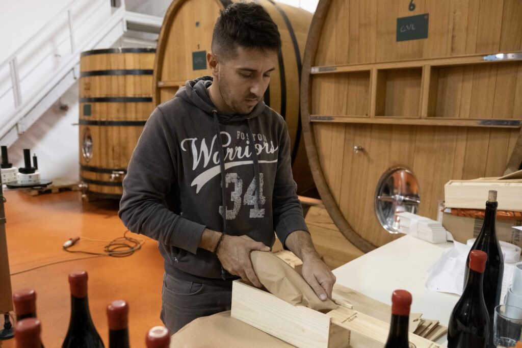 Preparación de las primeras cajas.